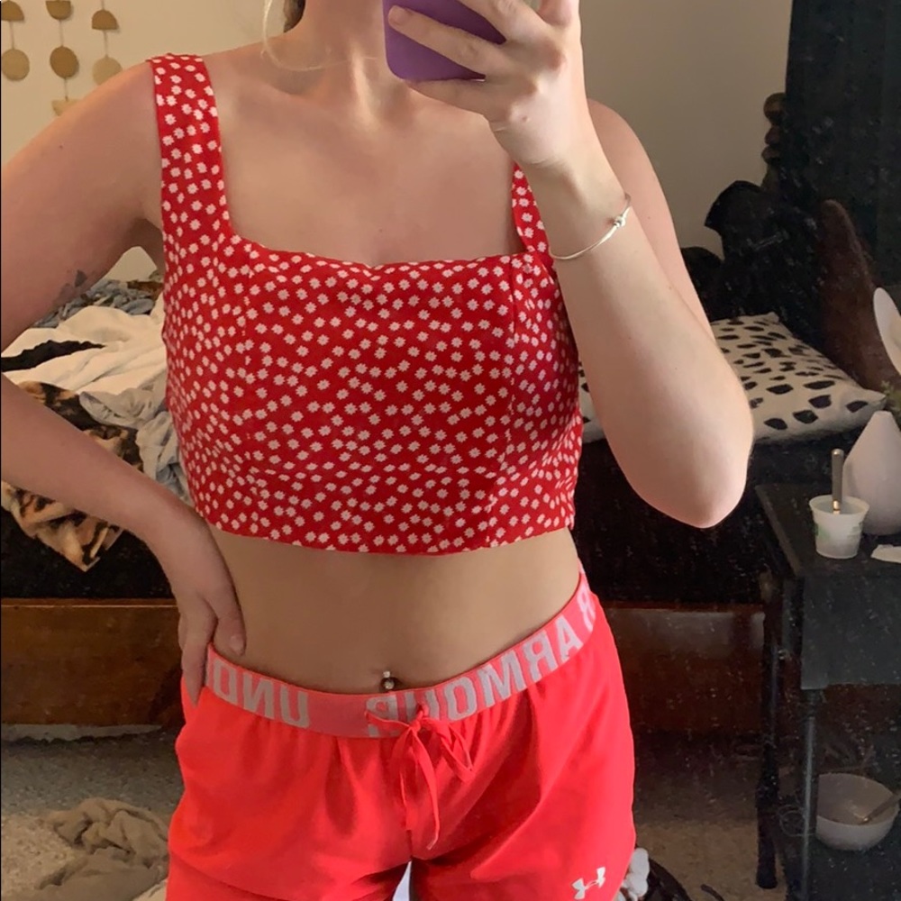 Red crop top - Picture 3 of 3